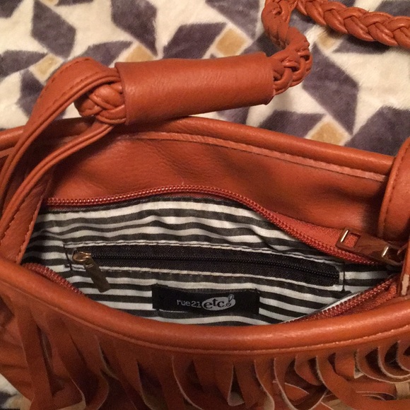 Rue21 frilled purse - Picture 5 of 5